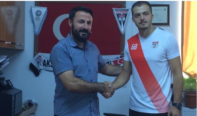 Aksaray Belediyespor Kaleci Mehmet Akif’i Renklerine Bağladı