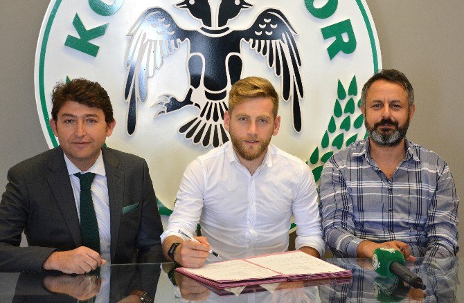 A.Konyaspor, Halil İbrahim Sönmez’in sözleşmesini 2 yıl uzattı