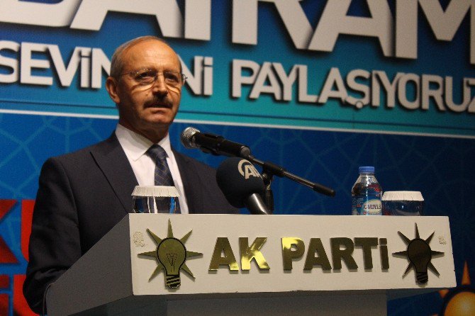 AK Parti Konya il teşkilatı bayramlaştı