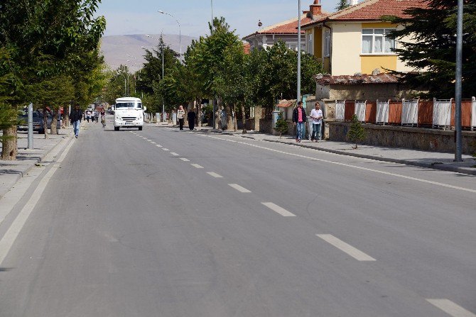 Tuzlukçu ilçesi prestij caddelerine kavuştu