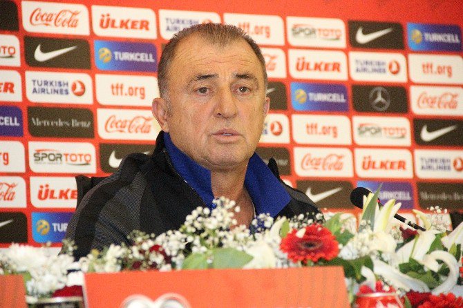 Terim: "Kadroya aldığım ve almadığım oyuncuları yedirtmem"