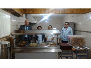 Kulu Öğretmenevinden taşımalı öğrencilere yemek hizmeti