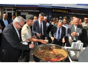 Akşehir Belediyesi’nden aşure ikramı