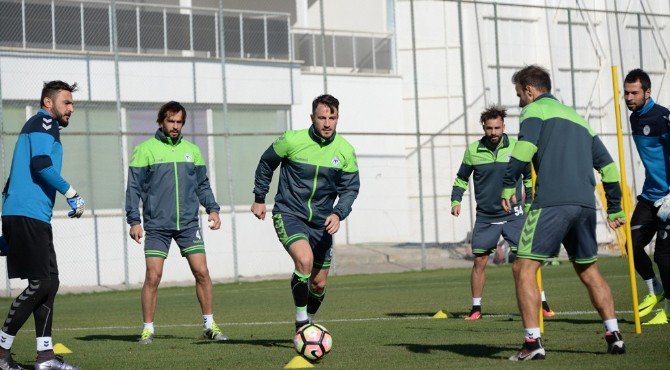 Konyaspor, Medipol Başakşehir maçı hazırlıklarını tamamladı