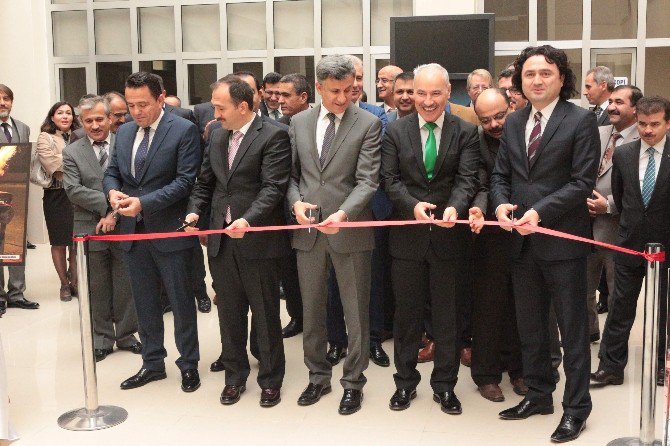 Konya’da “Demokrasi Destanı” konulu fotoğraf sergisi