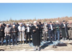 Derbent’te vatandaşlar yağmur duasına çıktı