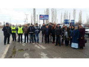 Beyşehir’de yurt öğrencilerinden polise ziyaret