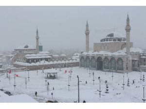 Konya'da 02 Ocak Pazartesi günü okullar tatil mi?