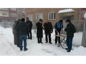 Akşehir’de kar temizleme çalışmaları sürüyor