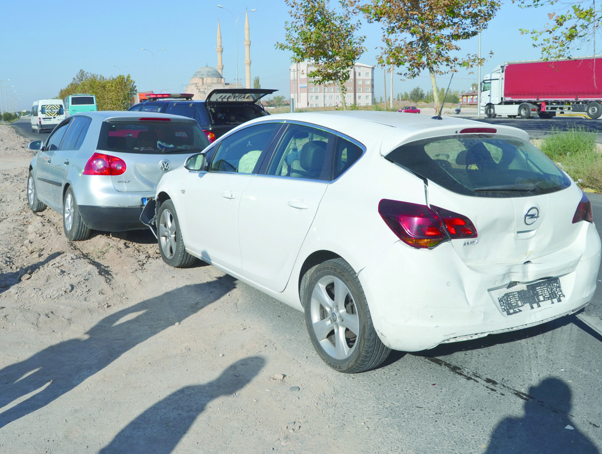 Aksaray'da zincirleme kazada 2 kişi yaralandı