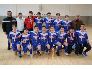 Futsal’da il birincisi takım Türkiye şampiyonasına katılıyor