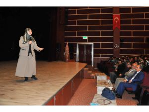 Akşehir Belediyesi’nden aile eğitim semineri