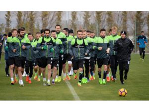 Konyaspor’da Fenerbahçe maçı hazırlıkları başladı