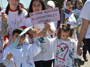 Selçuk Üniversitesinde, ‘Otizm Farkındalığı’ yürüyüşü