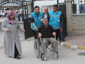 Konya’da sağlık ya da fiziki engeli olan vatandaşlara oy kullanma hizmeti