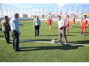 Beyşehir’de şehitler anısına futbol turnuvası başladı