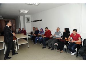 Konya’da görme engelliler için fotoğrafçılık kursu açıldı