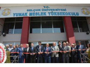 Selçuk Üniversitesi Yunak MYO açıldı