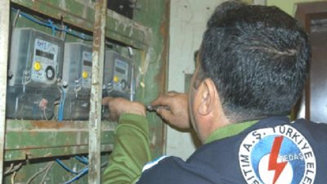 Elektrik parası ödemek zorlarına gitti! 10 DEDAŞ çalışanı kaçırıldı!