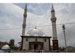 Kulu’da yapımı tamamlanan cami törenle açıldı