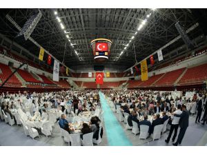 Başkan Akyürek, Esnaf Odalarının üyeleri ile iftarlarda buluşuyor