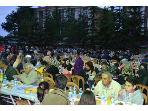 Kulu’da  Yardımlaşma ve Dayanışma Derneğinden iftar