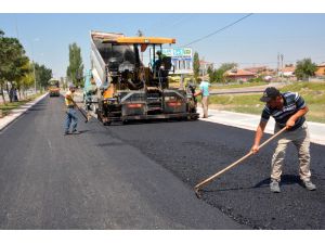 Aksaray Belediyesi asfalt çalışmalarını sürdürüyor