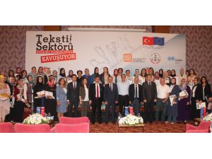 Konya’da tekstil sektörünün nitelikli elemanları sertifikalarını aldı