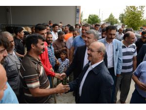 Türkiye’nin en modern hayvan pazarında bayram yoğunluğu