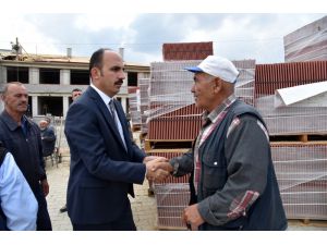 Tepekent’te Ticaret Merkezi’nin yapımı sürüyor