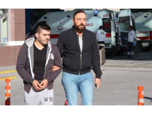 Konya’da uyuşturucu tacirlerine operasyon: 12 gözaltı