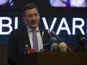 "Liderimin Emrine Uyarak Görevi Bırakıyorum"