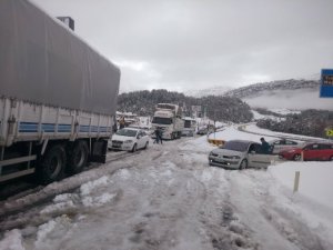 Seydişehir-Antalya Karayolu Kardan Ulaşıma Kapandı