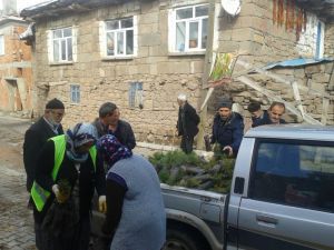 Seydişehir Belediyesi’nden 21 Bin 600 Adet Fidan Dağıtımı