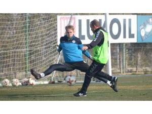 Atiker Konyaspor’da, Vitoria Guimares Maçı Hazırlıkları Başladı