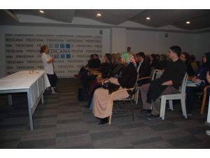 Konya’da bebek emzirme semineri