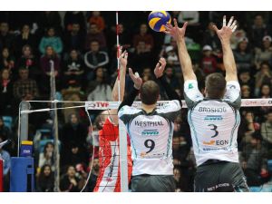 Ziraat Bankası, Powervolleys’i 3-0 yendi