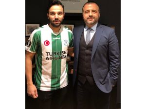 Volkan Şen Atiker Konyaspor formasını giydi