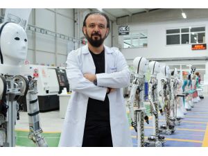 Yerli İnsansı Robotlar Görev Bekliyor