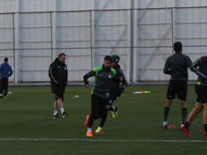 Sergen Yalçın Konyaspor’da ilk antrenmanına çıktı