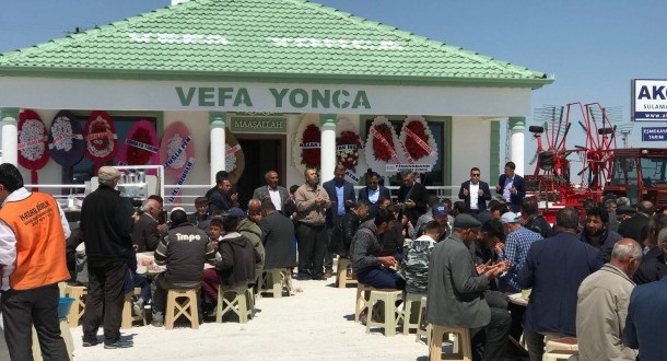 Vefa Yonca dualarla açıldı