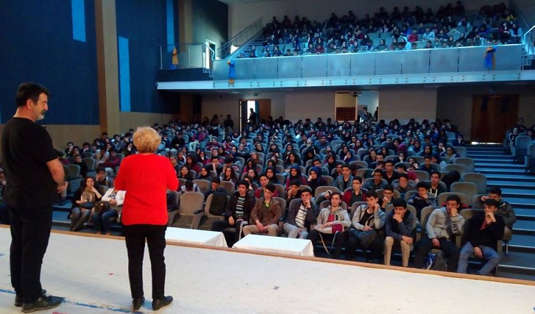 Konya Büyükşehir Belediyesi Gençlere Hayvan Sevgisi Aşılıyor