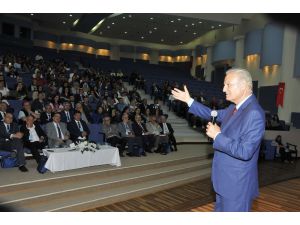 Selçuk’ta ‘Doğa-İnsan İlişkileri Konferansı’ gerçekleştirildi