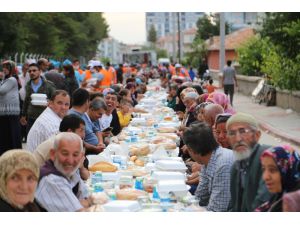 Ereğli’de geleneksel mahalle iftarları sürüyor