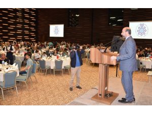 Başkan Pekyatırmacı, mahalle muhtarları ve mahalle başkanlarıyla iftarda buluştu