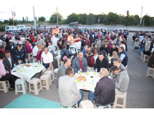 Beyşehir’de belediye çalışanları ve aileleri iftarda buluştu