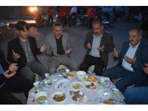 Başkan Tutal, vatandaşlarla iftarda bir araya geldi