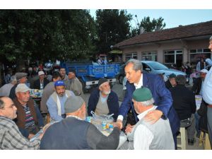 Doğrugöz’de Mahalle iftarı coşkusu