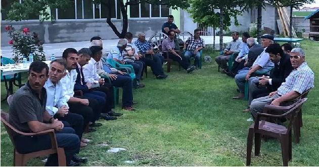 AK Parti Eskil Belediye Başkan Aday Adayı İsmail Meral muhtarlarla iftarda buluştu