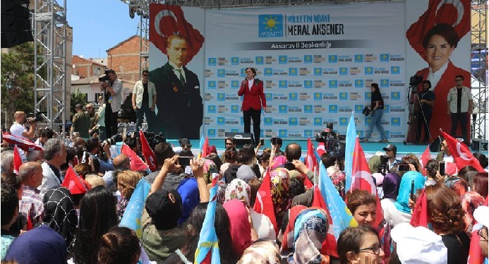 Meral Akşener Aksaray'da